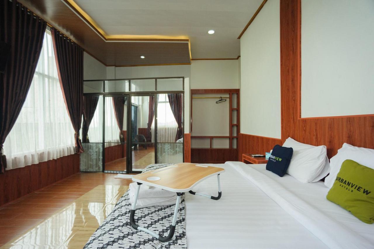 Urbanview Hotel Jib Bandar Lampung By Reddoorz Extérieur photo